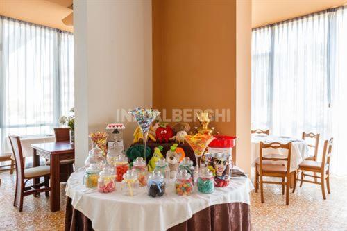 Esperia Boutique Family Hotel Чезенатико Екстериор снимка