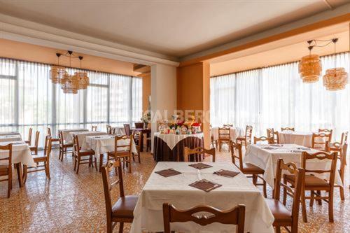 Esperia Boutique Family Hotel Чезенатико Екстериор снимка